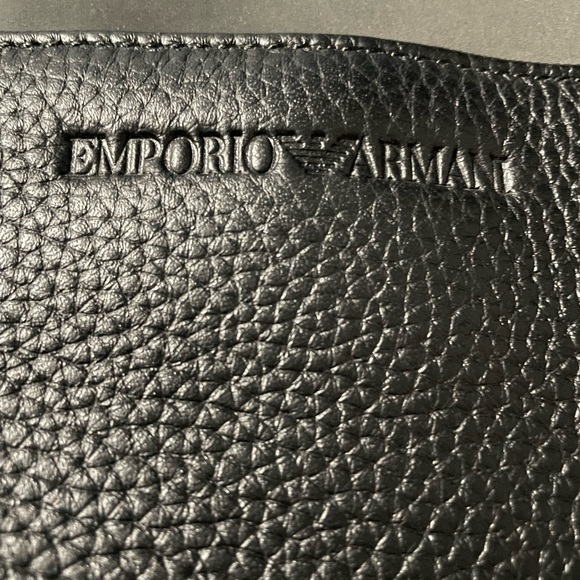 Emporio Armani leather bag - Picture 6 of 6